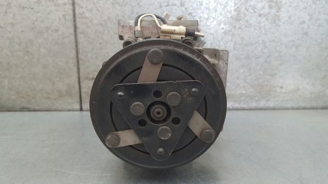7700111182 RENAULT Compresor de aire acondicionado  disponible Alicante