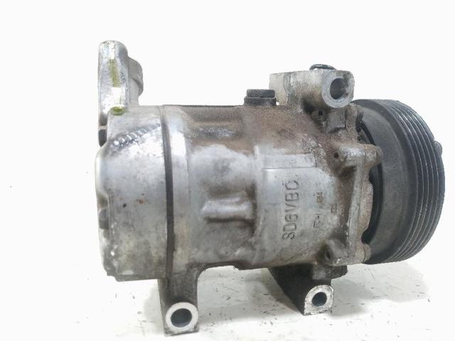 7700111182 RENAULT Compresor de aire acondicionado  disponible Vigo