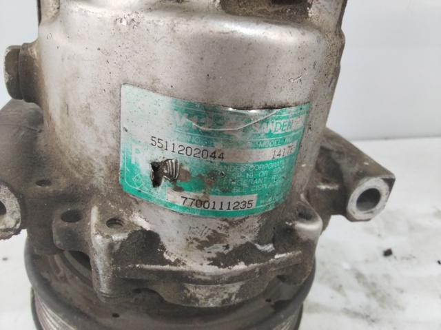 7700111235 RENAULT Compresor de aire acondicionado  en stock Córdoba