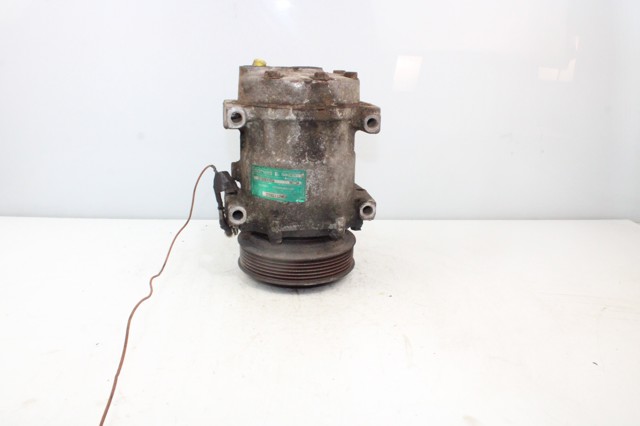 Compresor de ac Clio I hatchback (1990-1998) original desde 69,70 €