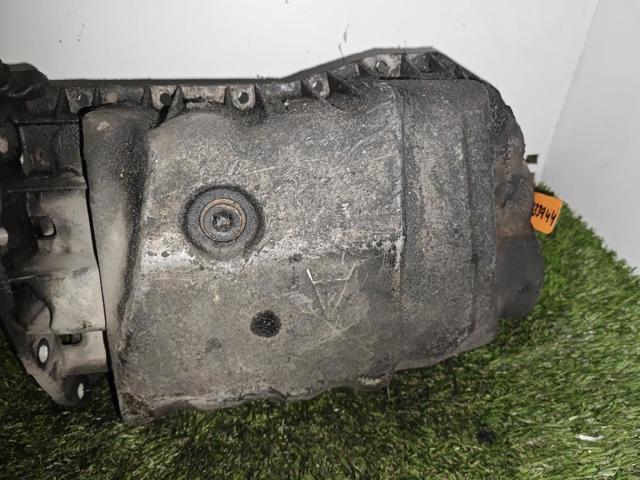 RENAULT 7700111746 Cárter de aceite del motor  disponible Lugo