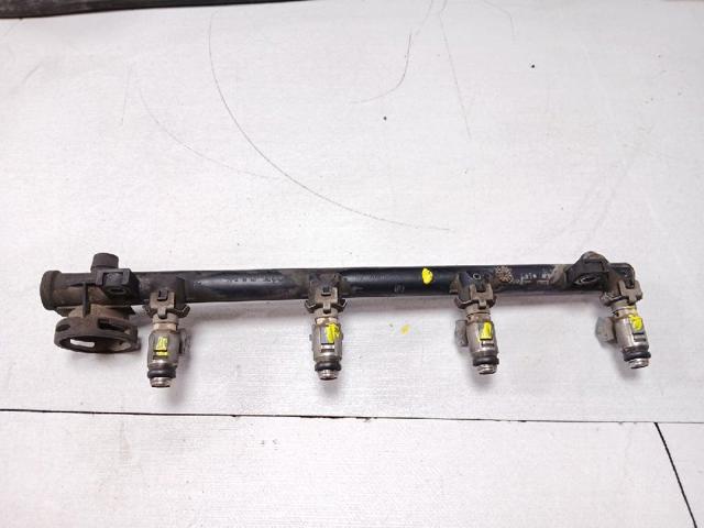 7700112519 RENAULT Rampa de combustible  en stock Huelva