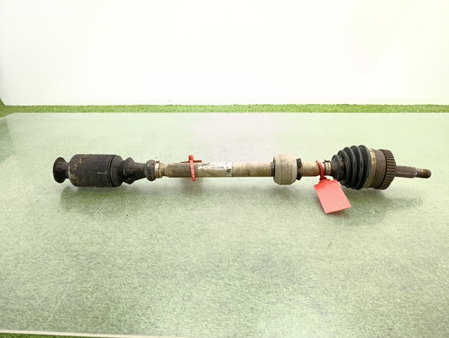 7700112689 RENAULT Semieje delantero derecho  comprar en Jaén