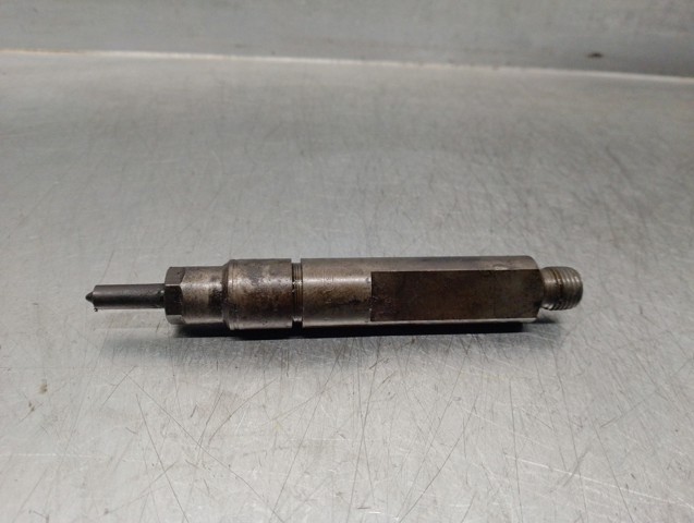 7700112883 Inyector de combustible  comprar en Reus