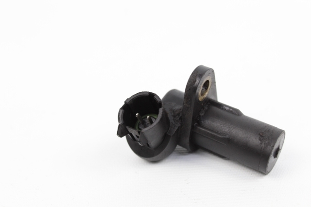 7700113552 RENAULT Sensor de posición del cigüeñal  disponible Vigo