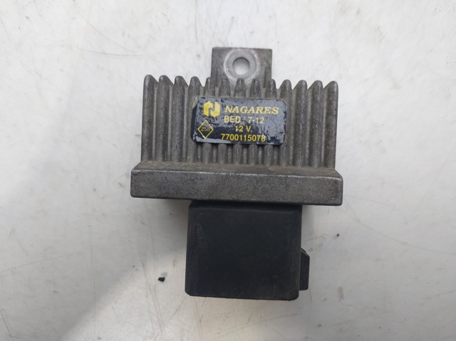 7700115078 NISSAN Relé de los calentadores  en stock Huelva