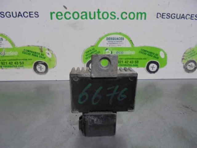 Relé de bujía de precalentamiento Renault Trafic 2 FL