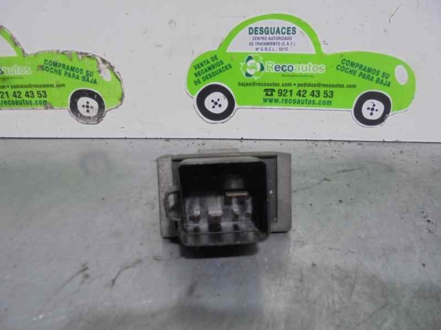 Relé de bujía de precalentamiento Renault Trafic 2 FL