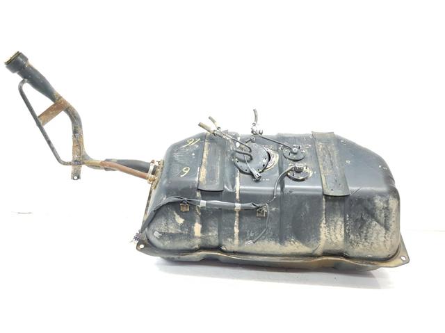 Depósito de combustible Toyota Land Cruiser J9