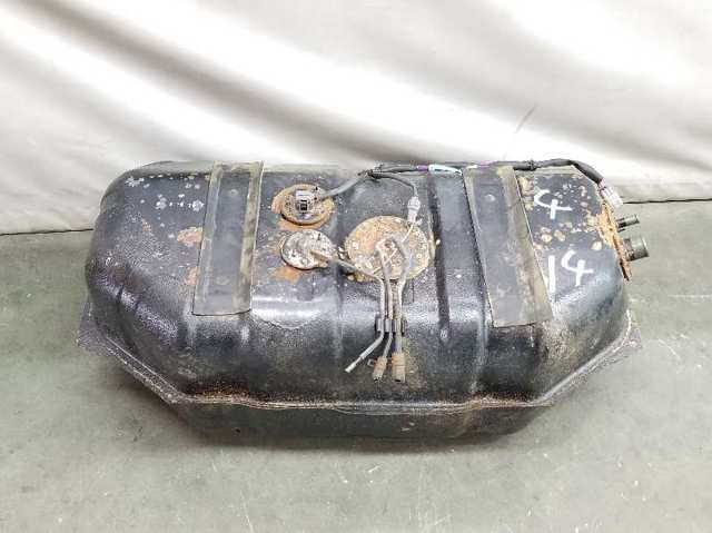 Depósito de combustible Toyota Land Cruiser J9