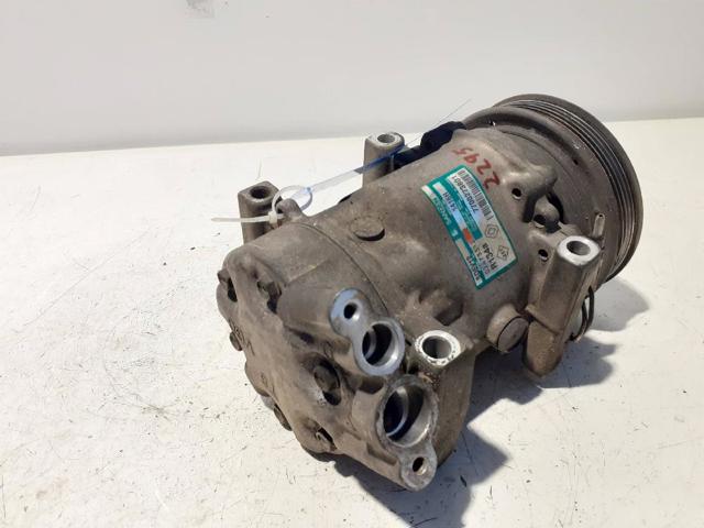 7700273801 RENAULT Compresor de aire acondicionado  en stock Huelva