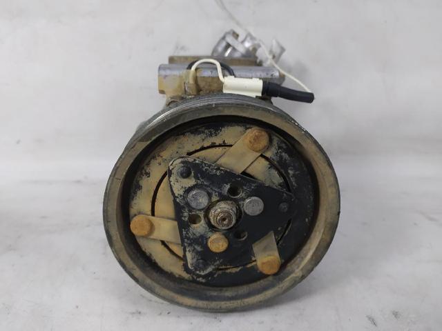 7700273801 RENAULT Compresor de aire acondicionado  disponible Ourense