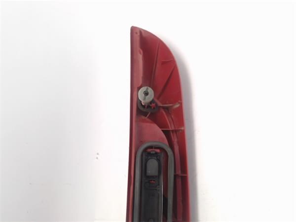 7700308715 RENAULT Piloto trasero izquierdo  en stock Huelva