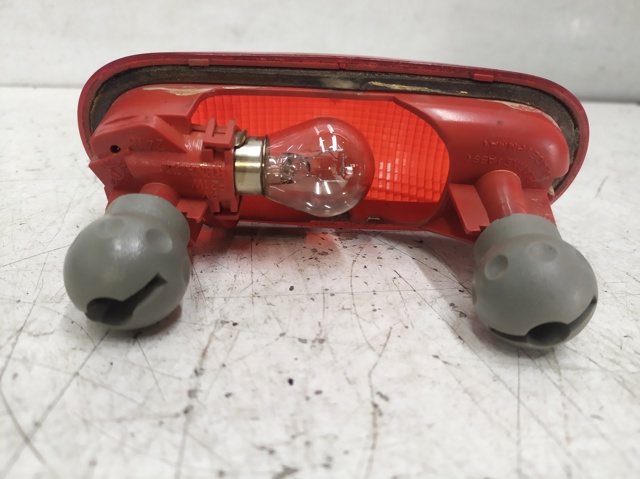 7700308721 Tercera luz de freno  en stock Sabadell