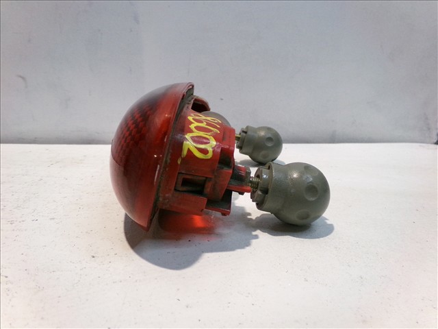 7700308721 RENAULT Tercera luz de freno  en stock Gandía