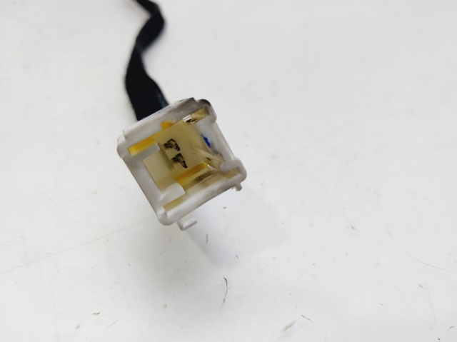7700308997 Cerradura de maletero  en stock Sabadell