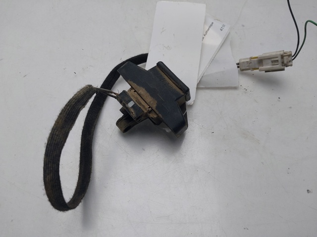 RENAULT 7700308997 Cerradura de maletero  en stock Salamanca