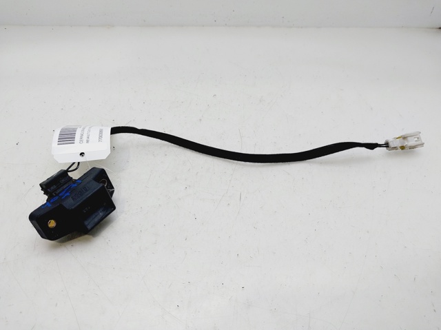 RENAULT 7700308997 Cerradura de maletero  en stock Salamanca