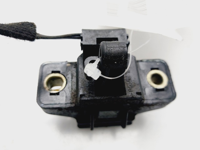 7700308997 RENAULT Cerradura de tapa de maletero  disponible Vigo