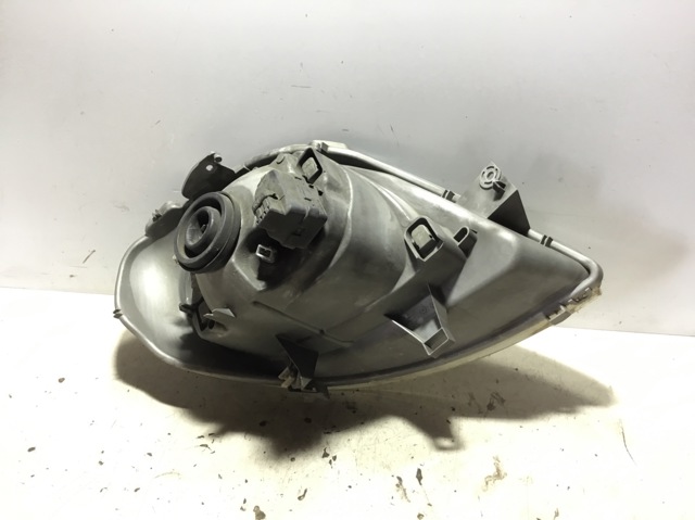 OPEL 7700311371 Faro izquierdo  en stock Terrassa
