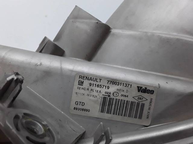 Faros 7700311371 NISSAN