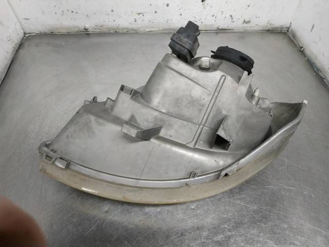 Faro derecho Renault Trafic 2 FL