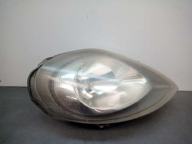 7700311372 RENAULT Faro derecho  comprar en Jaén