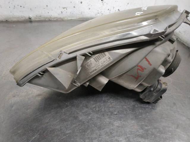 Faro derecho Renault Trafic 2 FL