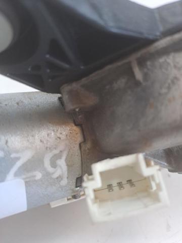 RENAULT 7700311590 Motor limpiaparabrisas, trasera  en stock Valencia