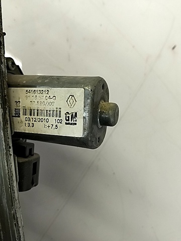 7700311820 RENAULT Mecanismo de elevalunas de la puerta delantera izquierda  comprar en Oviedo