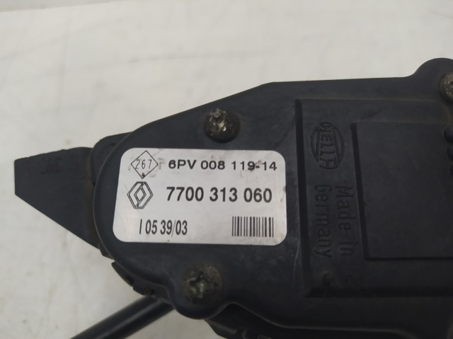 7700313060 NISSAN Pedal del acelerador  comprar en Lleida