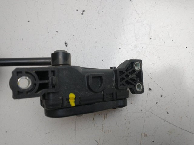 Potenciometro pedal para opel vivaro a combi (x83) (2006-...) vivaro combi 2.7t  corto   /   01.01 - 12.06 7700313060