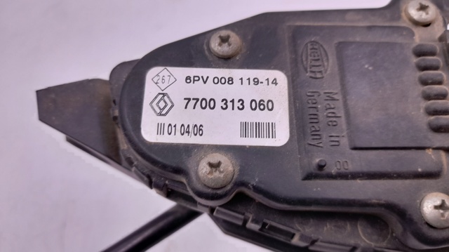 RENAULT 7700313060 Pedal del acelerador  comprar en Ponferrada