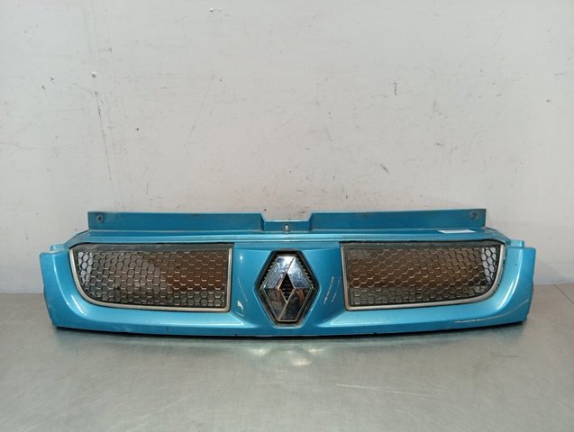 Rejilla delantera Renault Trafic II desde 69,70 €