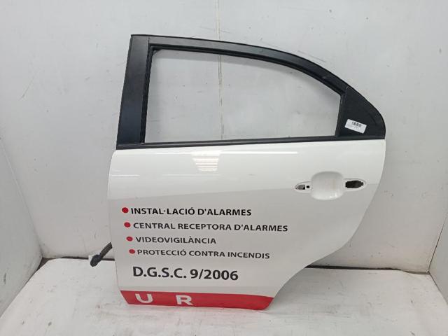 Puerta trasera izquierda 770031W210 Hyundai/Kia