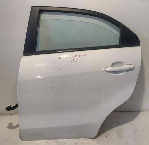 770031W210 HYUNDAI Puerta trasera izquierda  en stock Córdoba