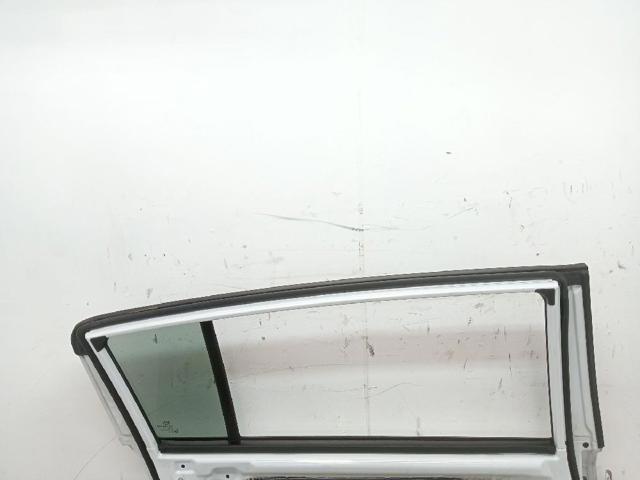 770033W000 HYUNDAI Puerta trasera izquierda comprar Alcalá