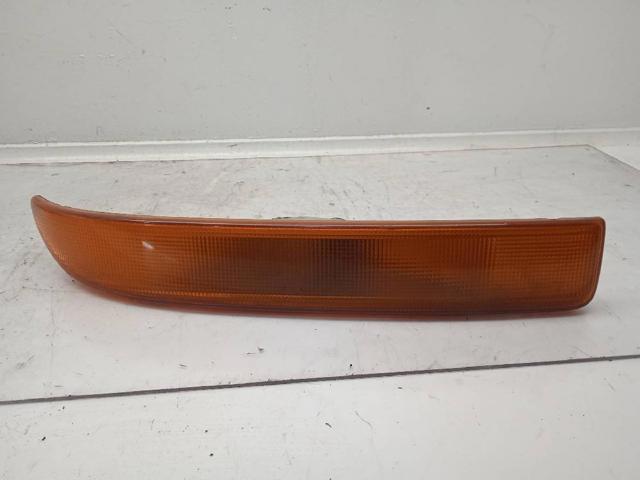 7700352108 RENAULT Piloto intermitente derecho  en stock Gandía