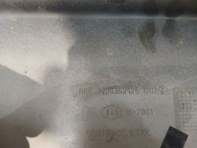 7700352125 Parrilla del radiador  comprar en Pontevedra
