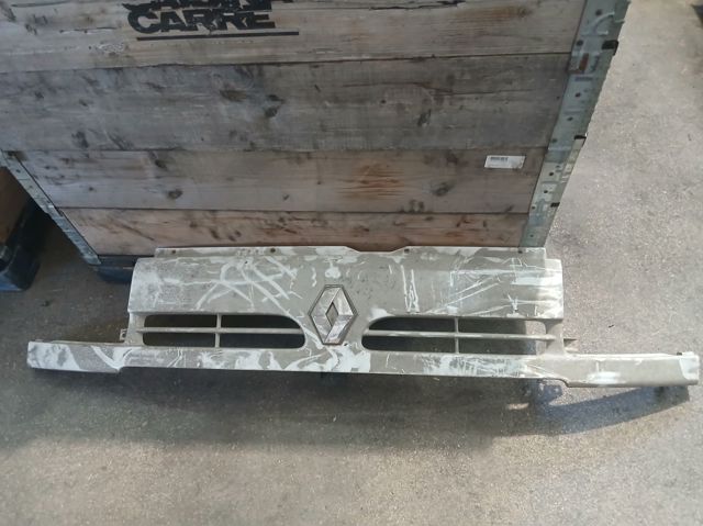 7700352125 Parrilla del radiador  comprar en Reus