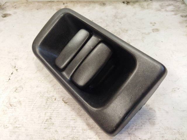 7700352420 RENAULT Manija exterior derecha de puerta corrediza  disponible Ourense