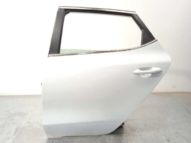 Puerta trasera izquierda 77003A2000 Hyundai/Kia