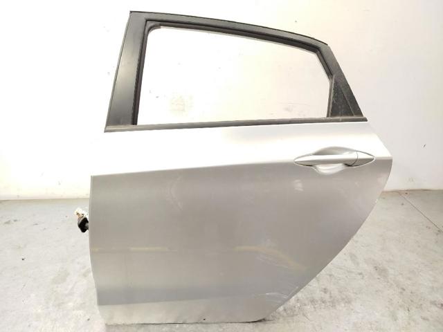 Puerta trasera izquierda 77003A6000 Hyundai/Kia