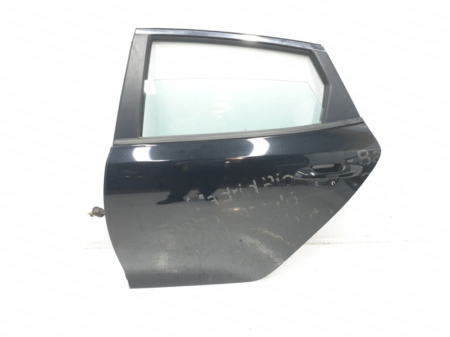 Puerta trasera izquierda 77003D4000 Hyundai/Kia