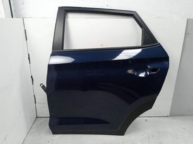 77003D7000 Puerta trasera izquierda  disponible Utrera
