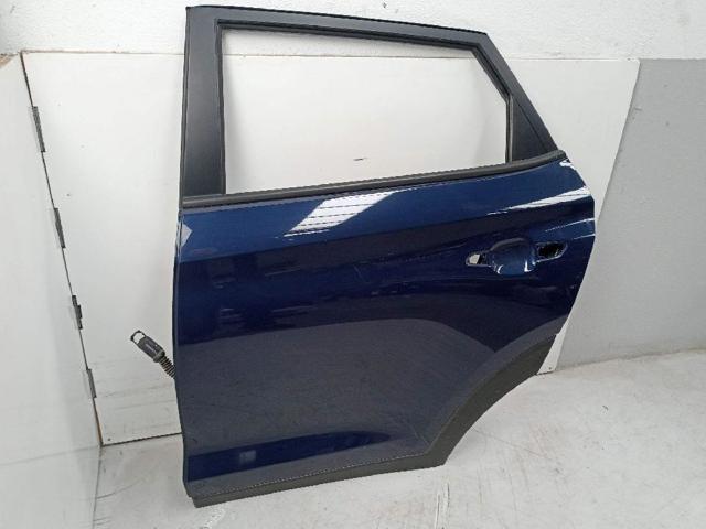 77003D7000 HYUNDAI Puerta trasera izquierda  en stock Córdoba