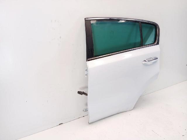 HYUNDAI 77003F1000 Puerta trasera izquierda comprar Pamplona