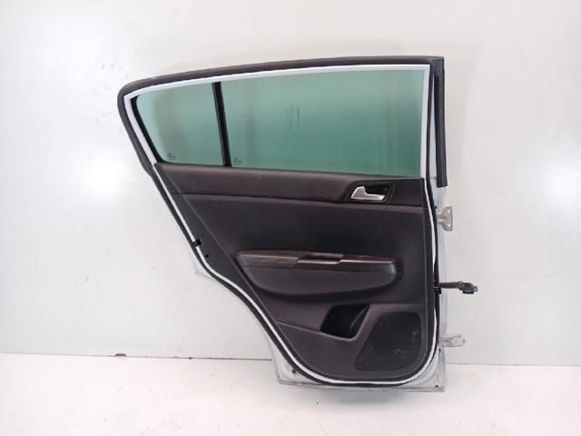 77003F1000 HYUNDAI Puerta trasera izquierda  en stock Gandía