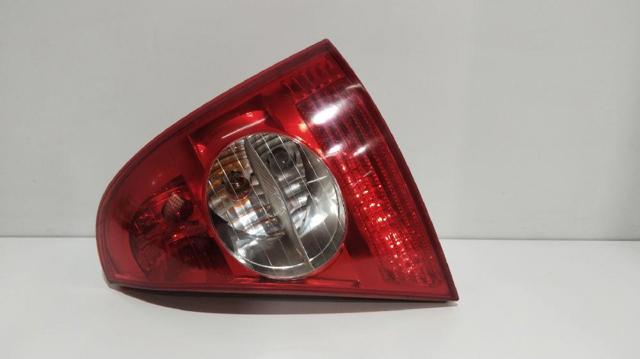 7700410518 RENAULT Piloto trasero derecho  comprar en Jaén