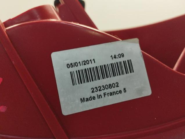 RENAULT 7700410518 Piloto trasero derecho comprar Pamplona